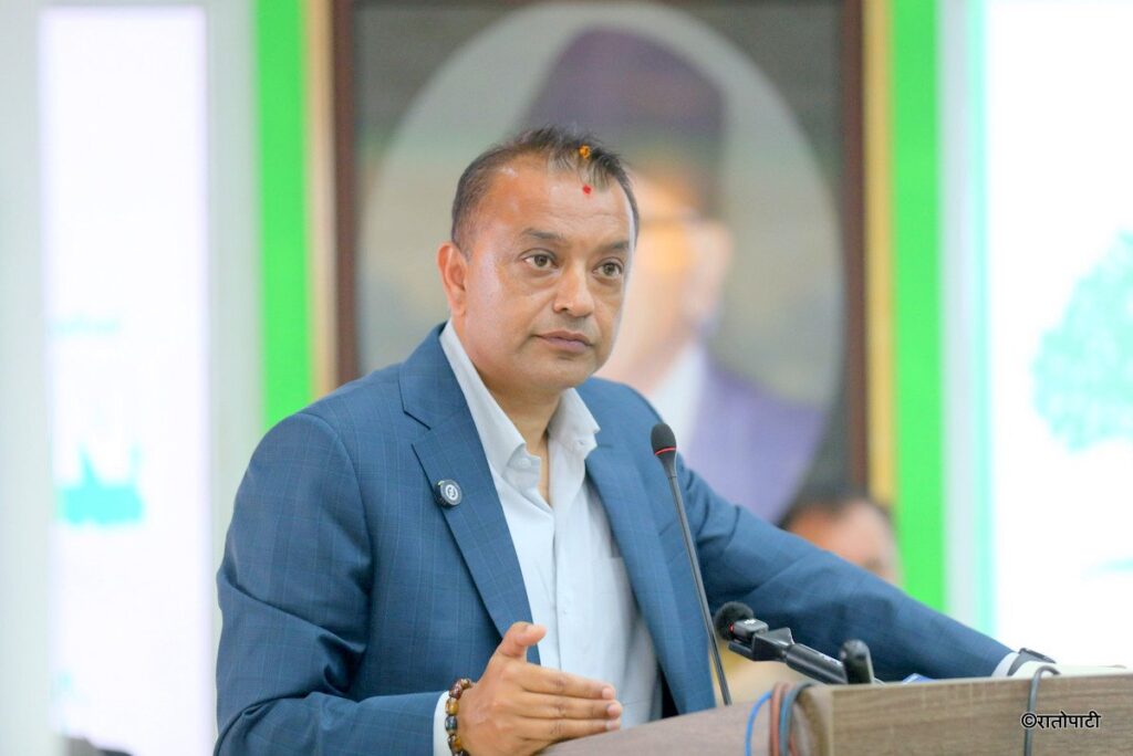 राहत र उद्धारमा जुट्न कांग्रेस सभापति थापाको निर्देशन